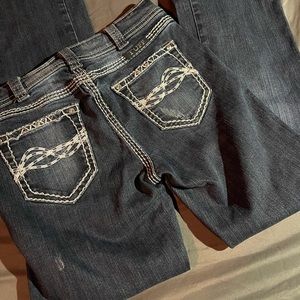 LNWOT COWGIRL TUFF JEANS - 28/33